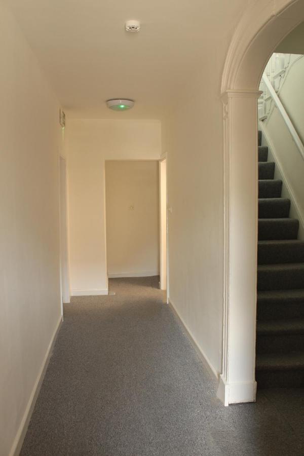 Spacious & Pet-Friendly 1Br Apt In Heywood Apartment Exterior foto