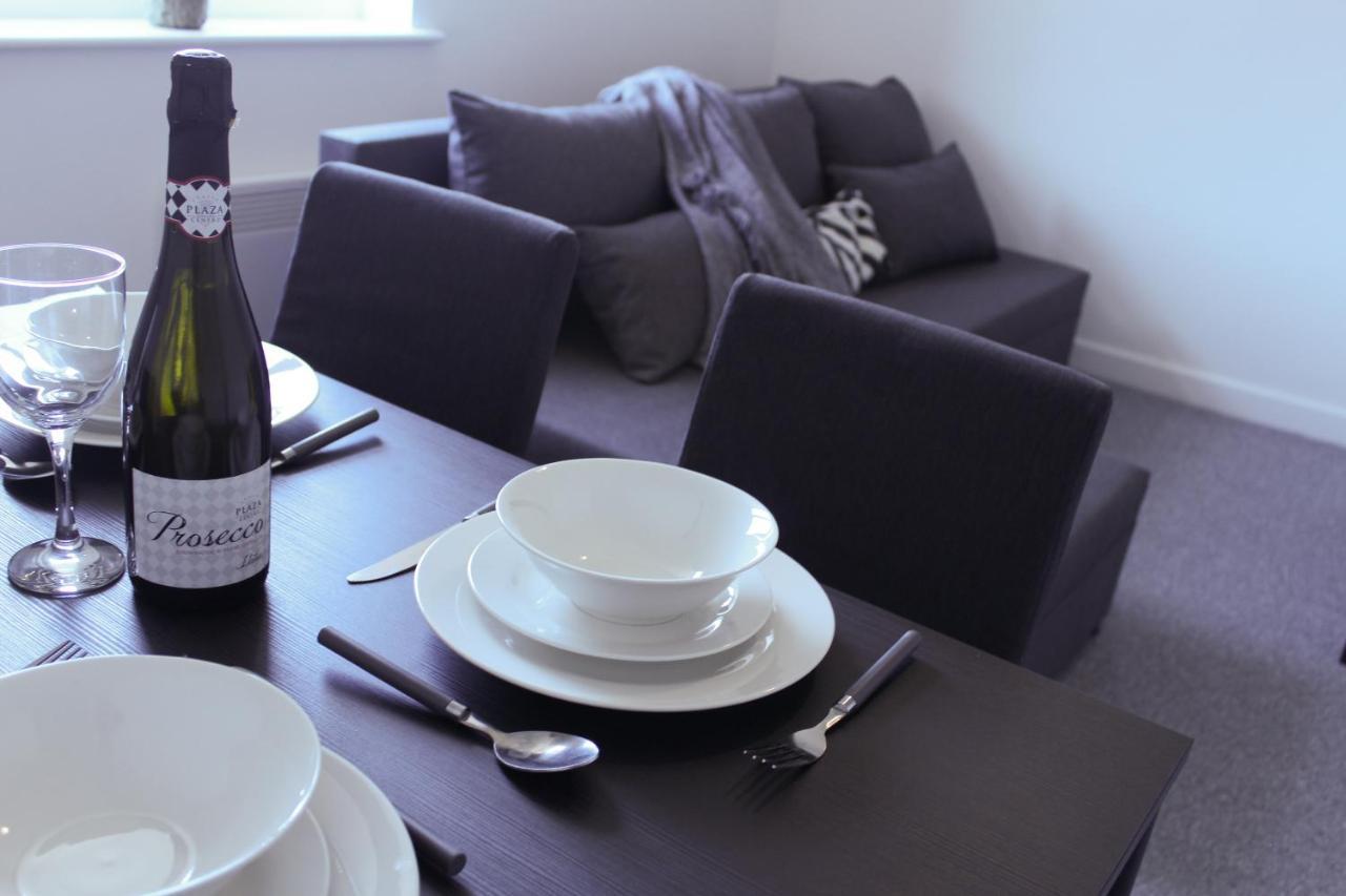Spacious & Pet-Friendly 1Br Apt In Heywood Apartment Exterior foto