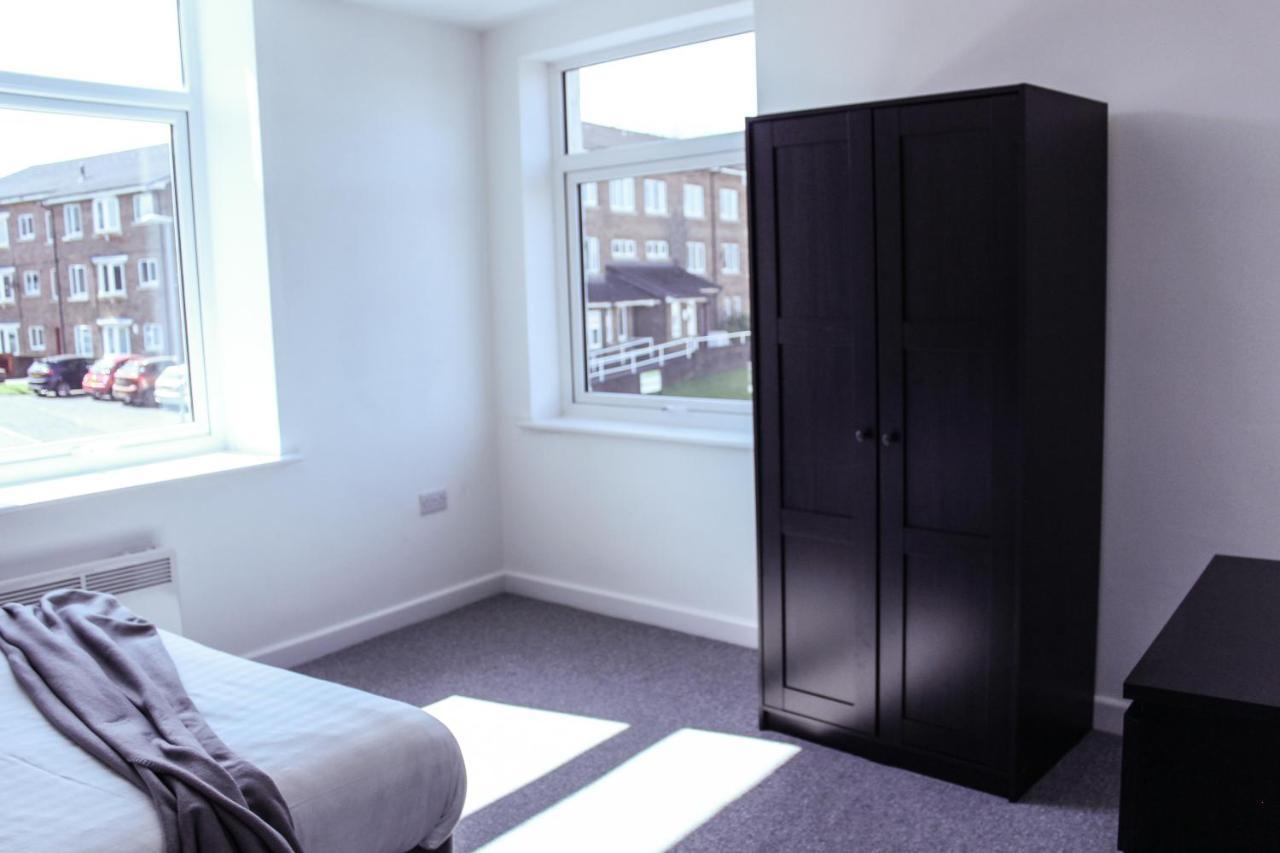 Spacious & Pet-Friendly 1Br Apt In Heywood Apartment Exterior foto